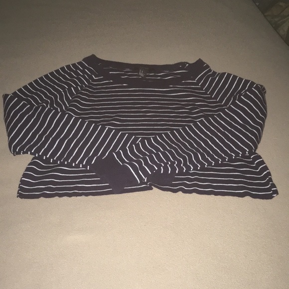 Forever 21 striped long sleeve crop top - Picture 1 of 8